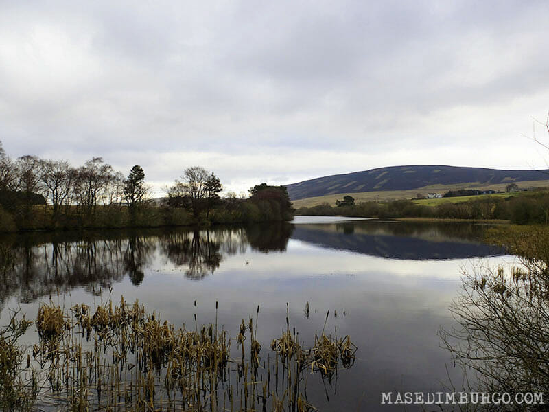 Ruta Pentlands Edimburgo Threipmuir Reservoir
